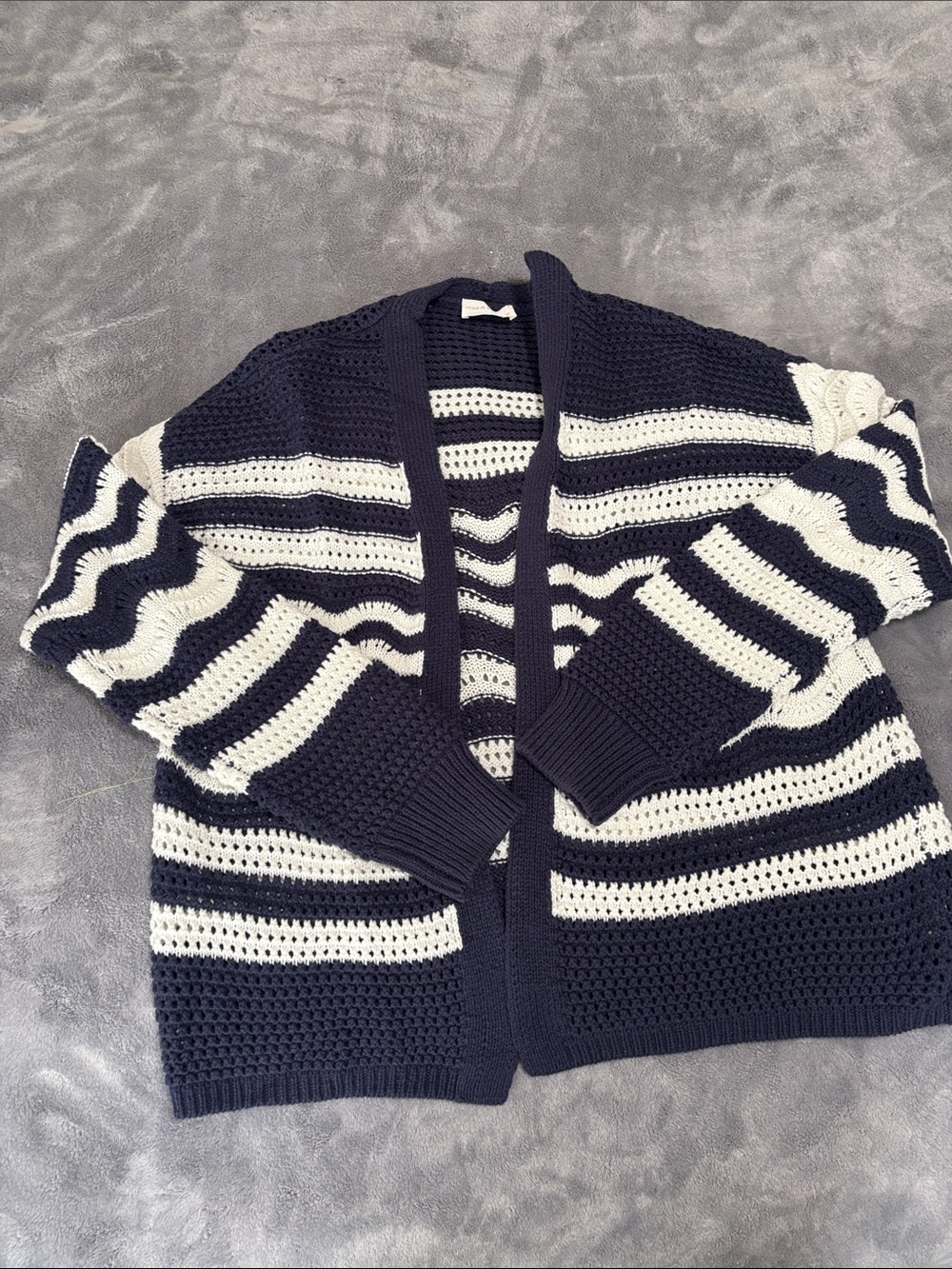 Striped Open-Front Cardigan Sweater in Navy and White